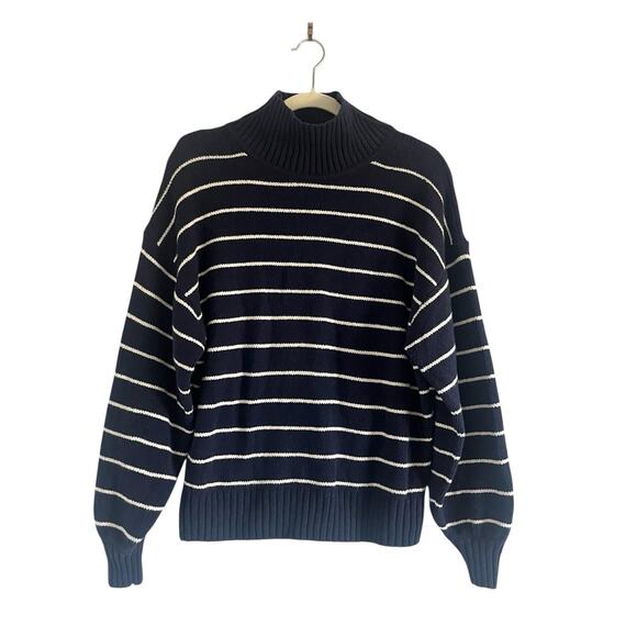 Gap CashSoft Mockneck Sweater navy blue stripe Sz XS Preppy Chic Boxy Cabin Core - Picture 2 of 8